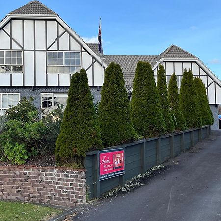Tudor Manor Bed & Breakfast Paraparaumu Εξωτερικό φωτογραφία