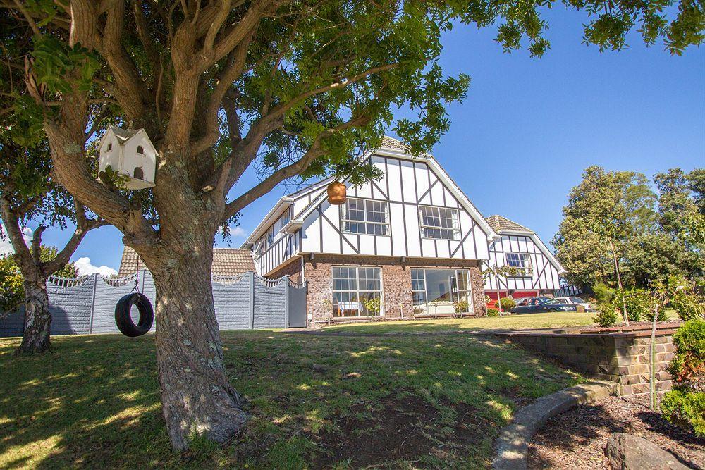 Tudor Manor Bed & Breakfast Paraparaumu Εξωτερικό φωτογραφία