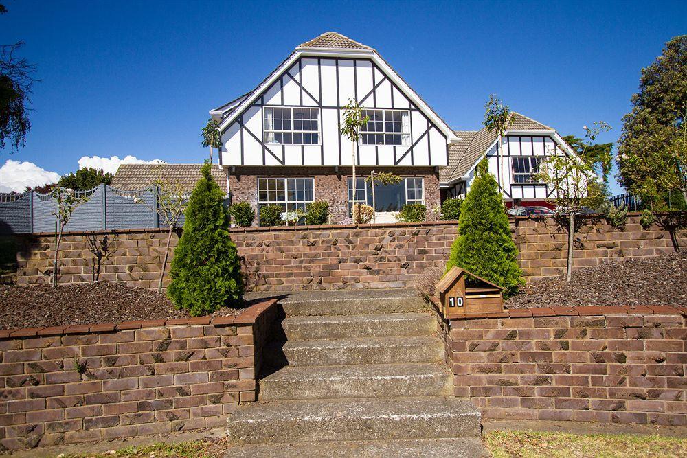 Tudor Manor Bed & Breakfast Paraparaumu Εξωτερικό φωτογραφία