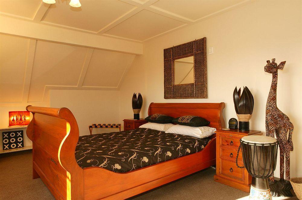 Tudor Manor Bed & Breakfast Paraparaumu Εξωτερικό φωτογραφία