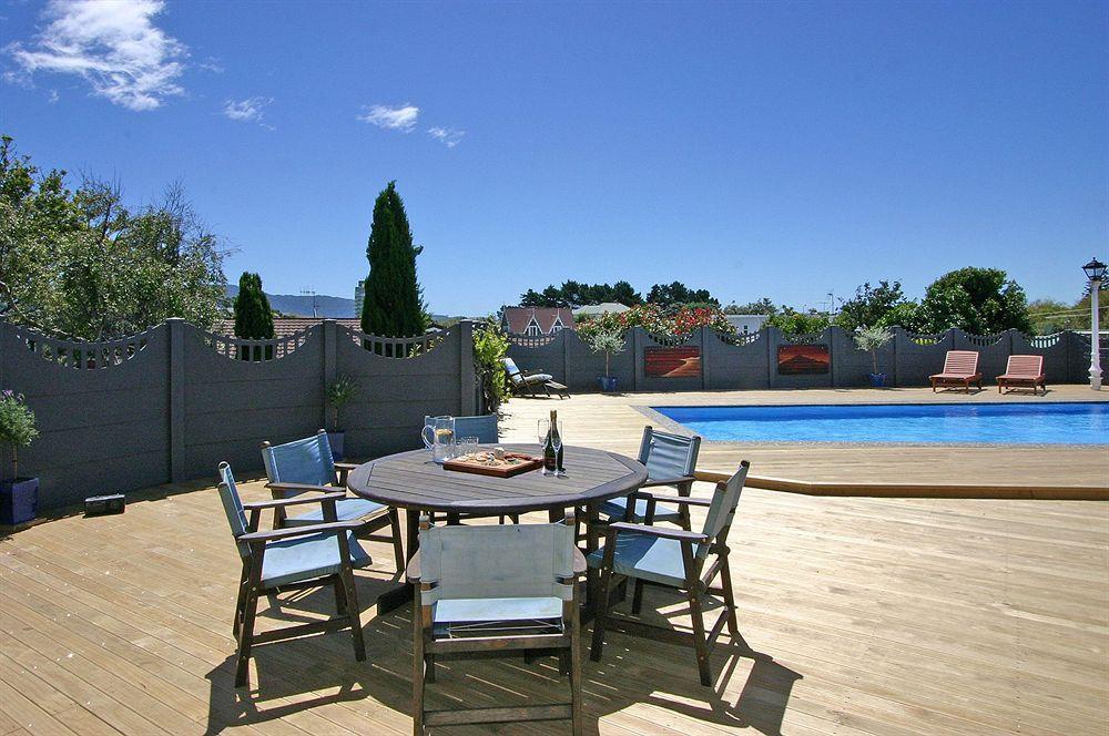 Tudor Manor Bed & Breakfast Paraparaumu Εξωτερικό φωτογραφία