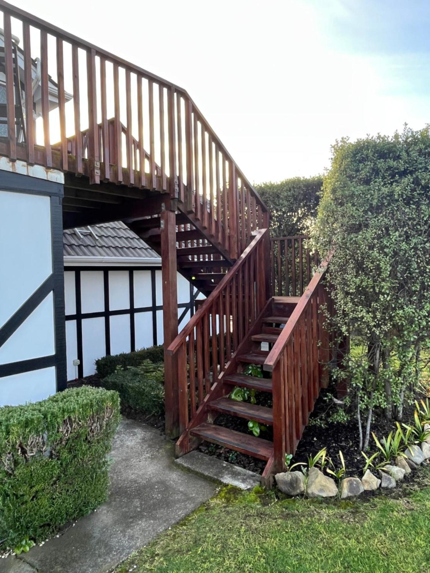 Tudor Manor Bed & Breakfast Paraparaumu Εξωτερικό φωτογραφία