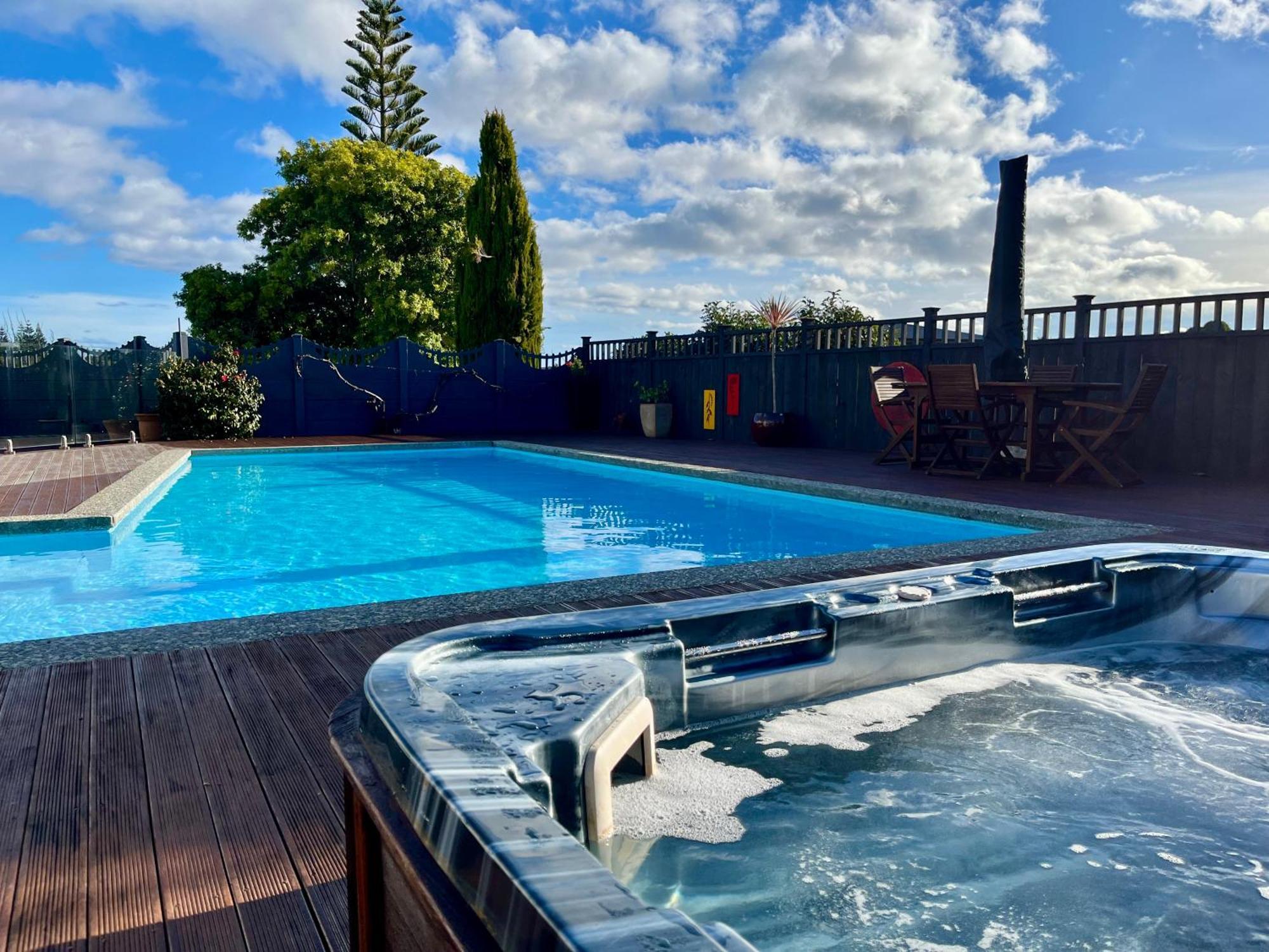 Tudor Manor Bed & Breakfast Paraparaumu Εξωτερικό φωτογραφία