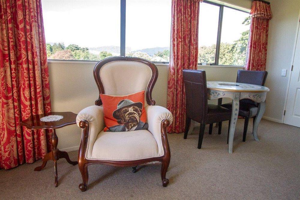 Tudor Manor Bed & Breakfast Paraparaumu Εξωτερικό φωτογραφία