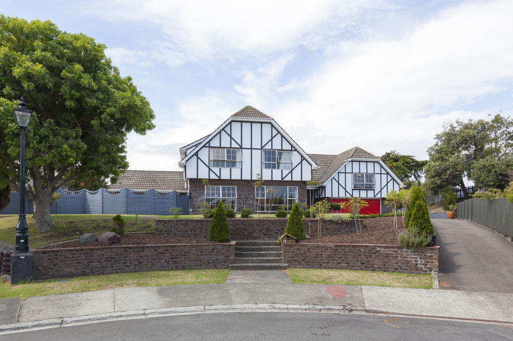 Tudor Manor Bed & Breakfast Paraparaumu Εξωτερικό φωτογραφία